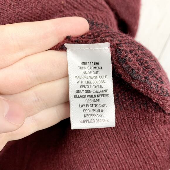 Liz Claiborne Woman 2X Sweater Burgundy Knit Black Floral Crew Neck Acrylic - Picture 4 of 6